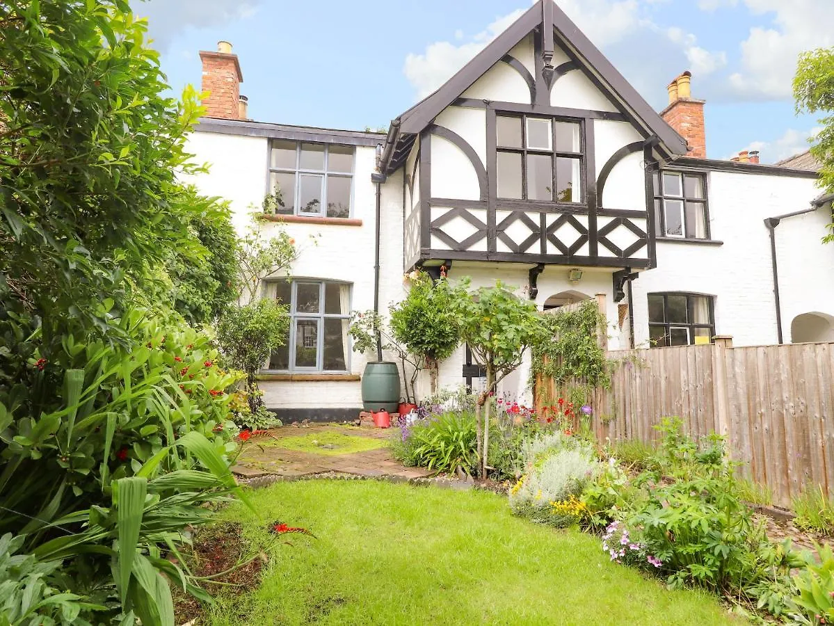 2 Ashby Place Chester